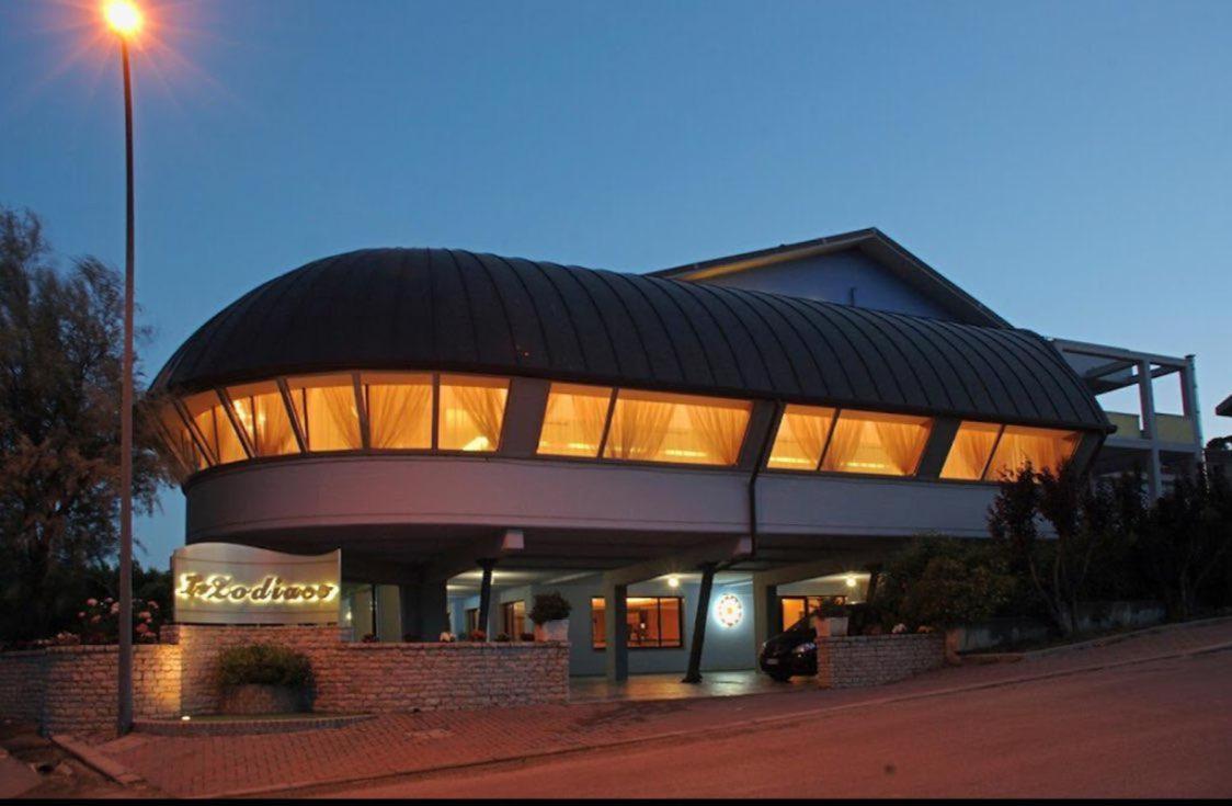 Hotel Lo Zodiaco Oppido Lucano Экстерьер фото